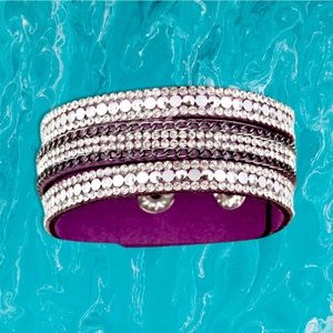 Paparazzi Fashion Fanatic Bracelet in Blue or Purple